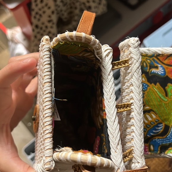 Purse - Picture 3 of 3